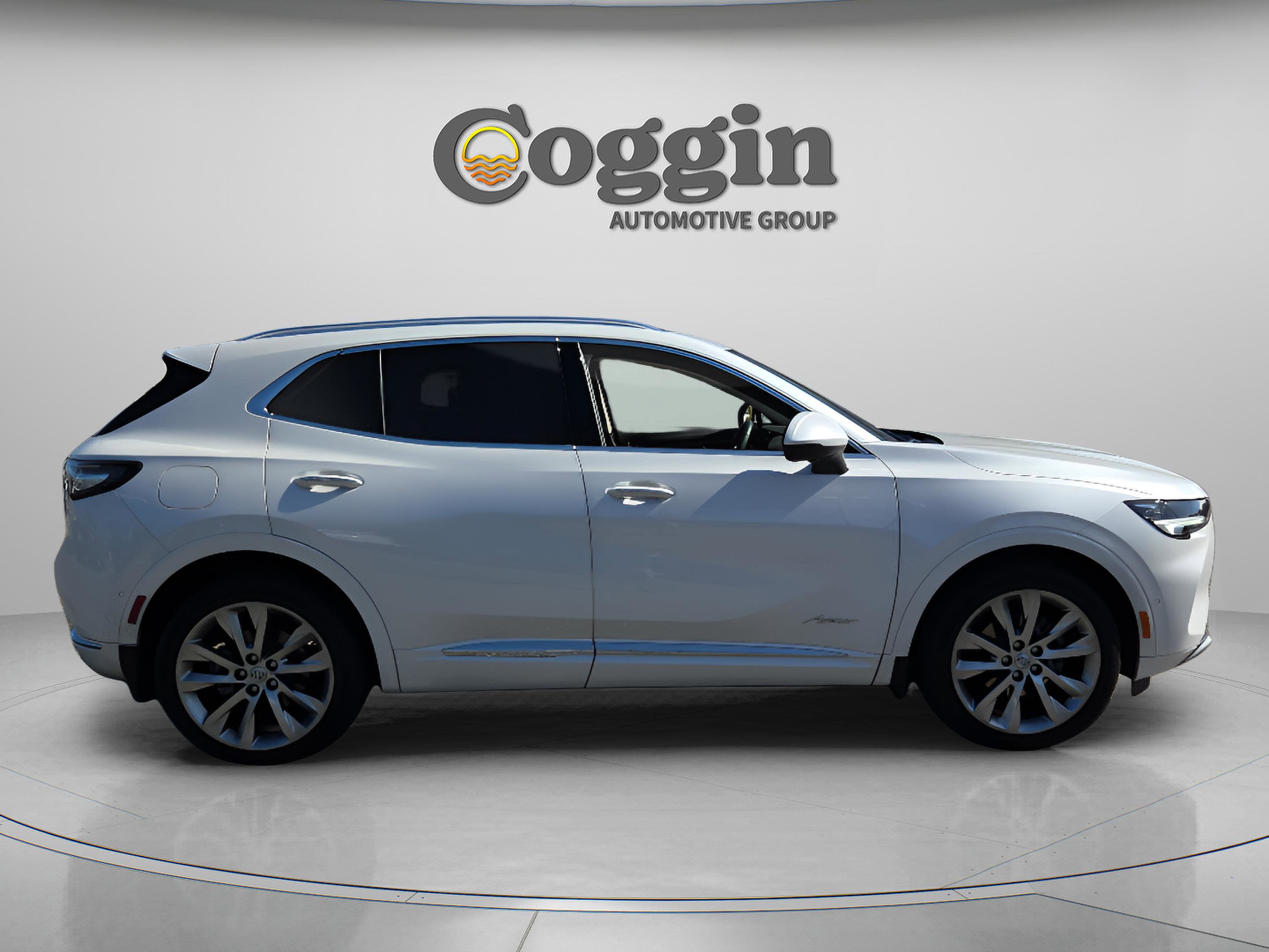 Used 2023 Buick Envision Avenir image 7