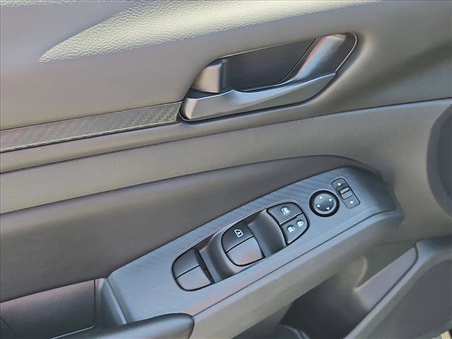 Certified 2025 Nissan Altima 2.5 S FWD image 10