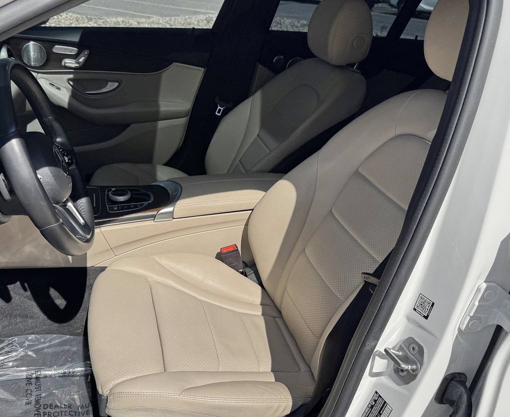 Used 2021 Mercedes-Benz C 300 4MATIC Sedan w/ Premium Package image 14