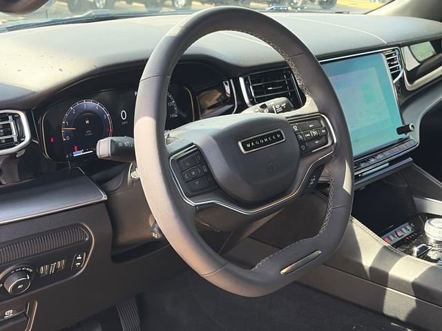 Used 2024 Jeep Wagoneer Series II image 13