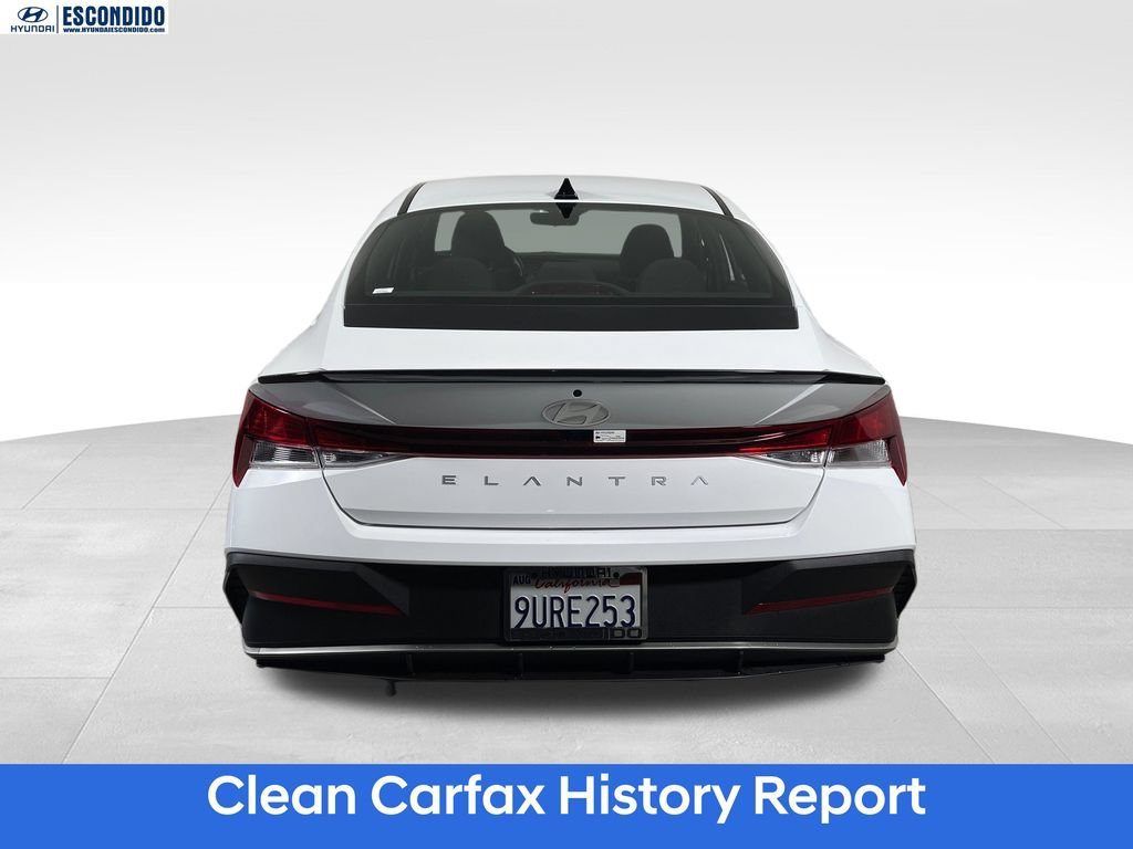 Certified 2025 Hyundai Elantra Sport FWD image 4
