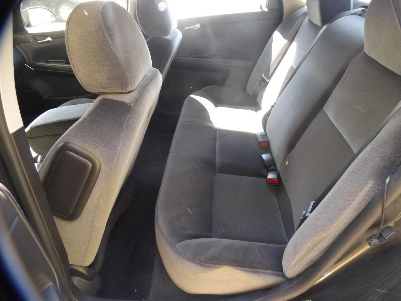 Used 2013 Chevrolet Impala LS FWD image 16