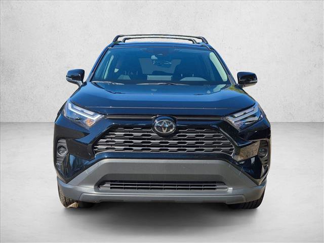 Used 2025 Toyota RAV4 XLE AWD/4WD image 2
