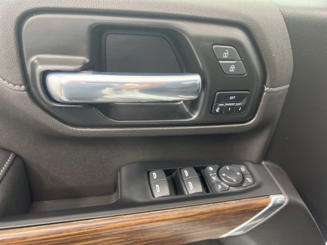 Used 2023 Chevrolet Silverado 3500 High Country w/ Technology Package image 13