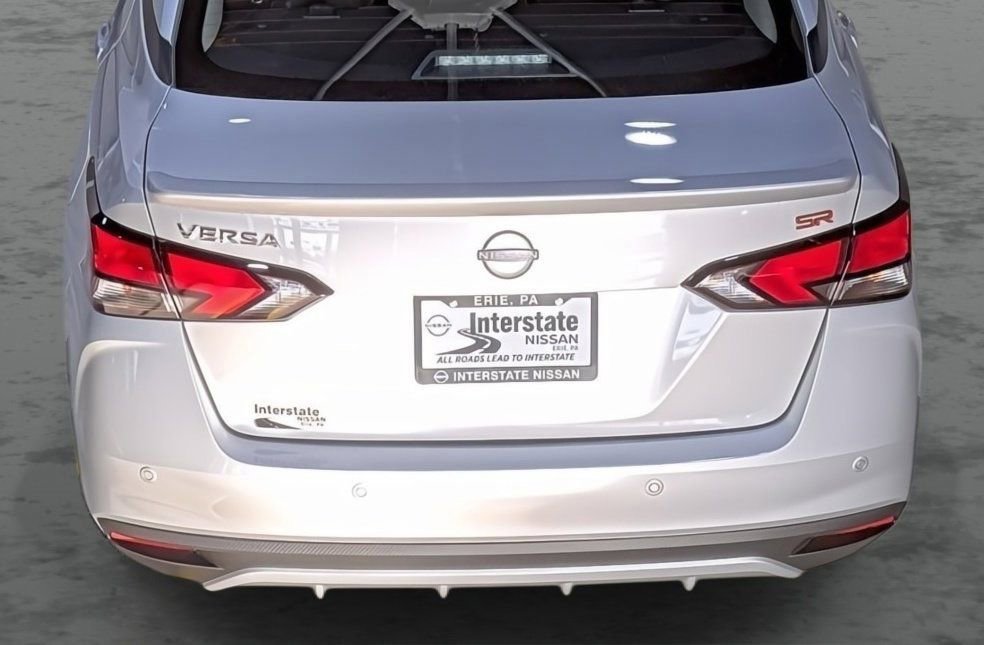 Used 2025 Nissan Versa SR w/ Trunk Package image 11