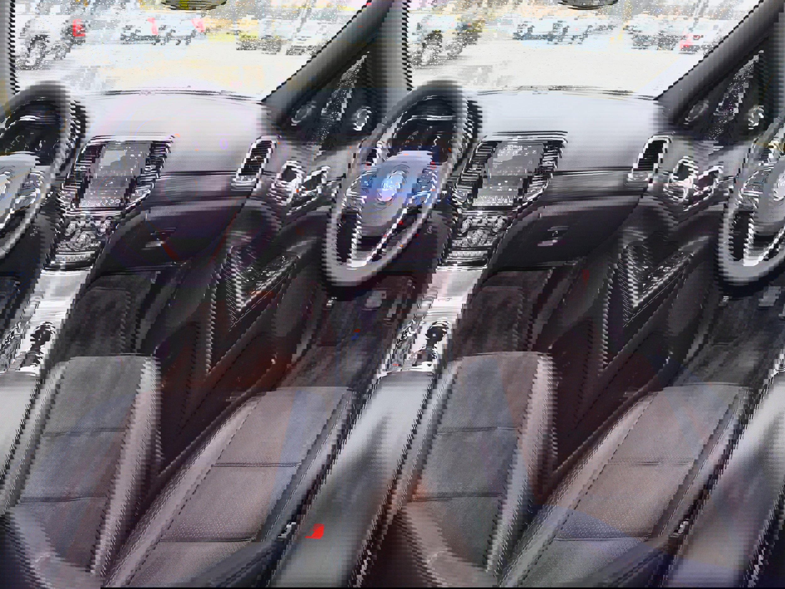 Used 2019 Jeep Grand Cherokee Altitude image 16