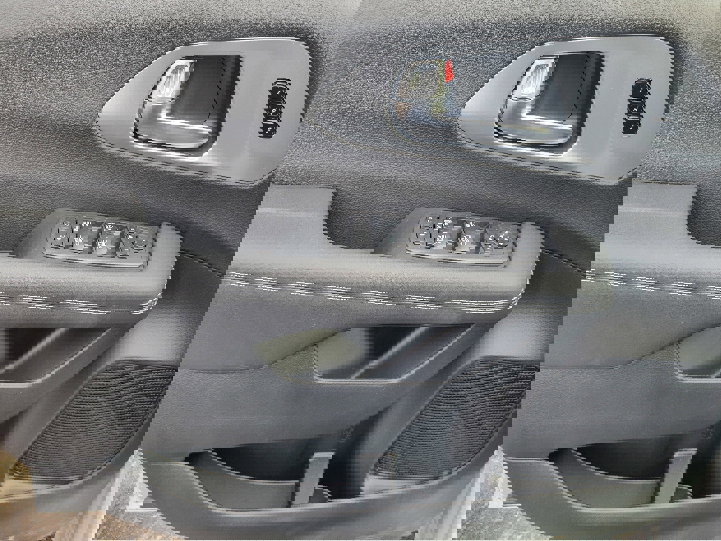 New 2026 Chrysler Pacifica Limited w/ S Appearance Package image 25