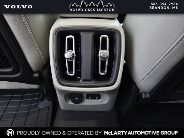 Certified 2026 Volvo XC40 B5 Plus w/ Protection Package Premier AWD/4WD image 20