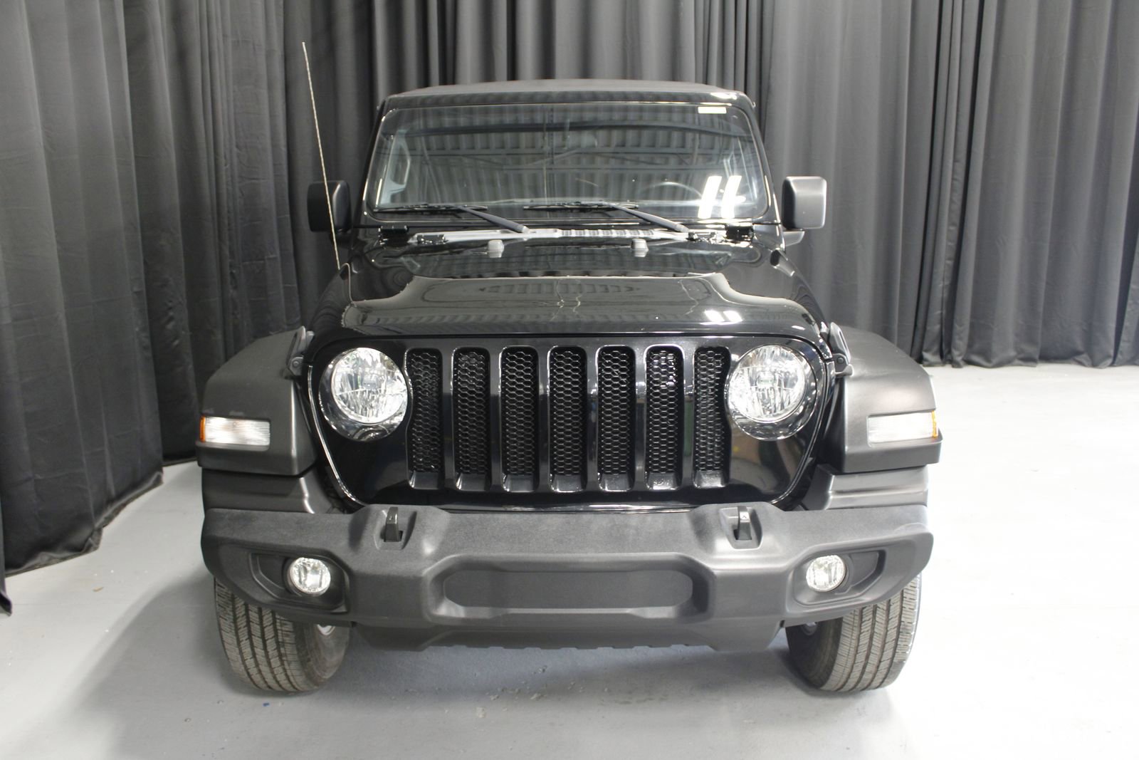 Used 2022 Jeep Wrangler Unlimited Sport image 7