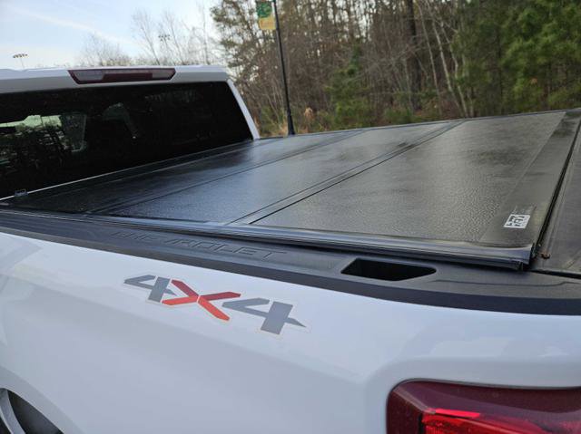 Used 2020 Chevrolet Silverado 1500 Custom w/ Custom Value Package image 15