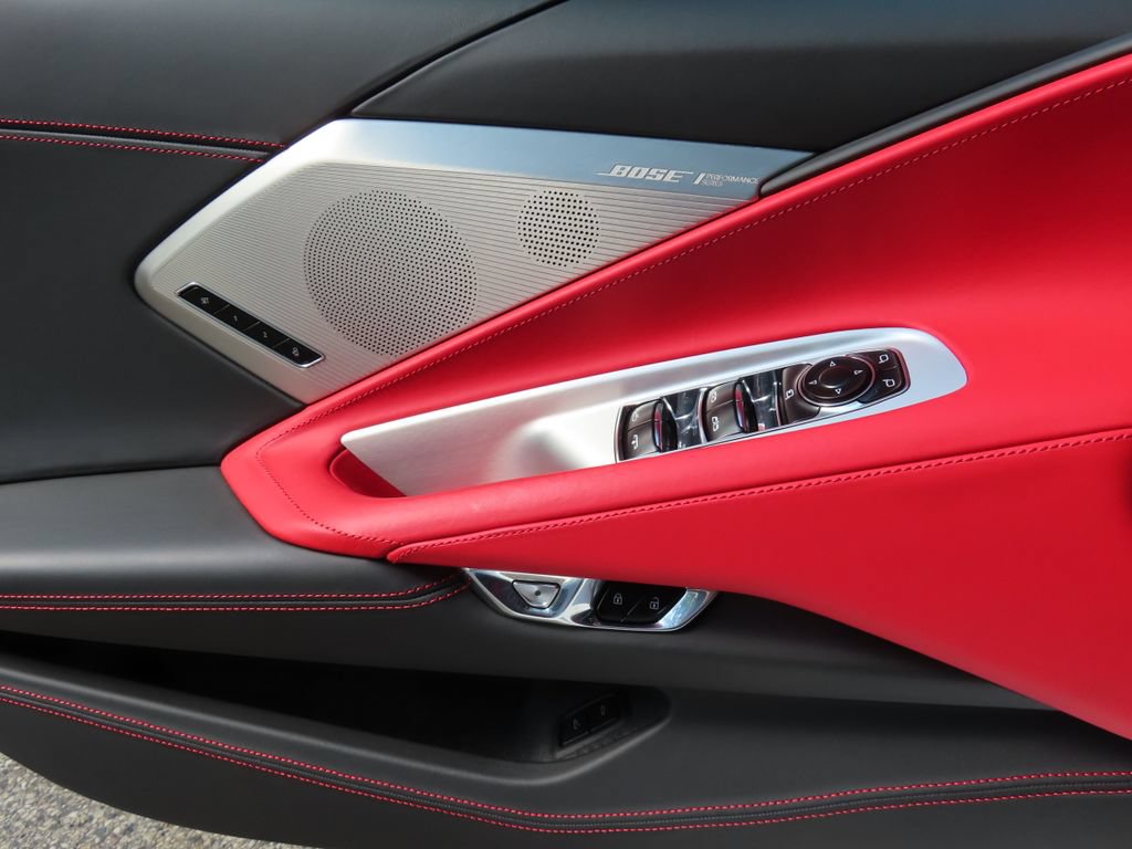 Used 2023 Chevrolet Corvette Stingray Premium Conv w/ Z51 Performance Package RWD image 28