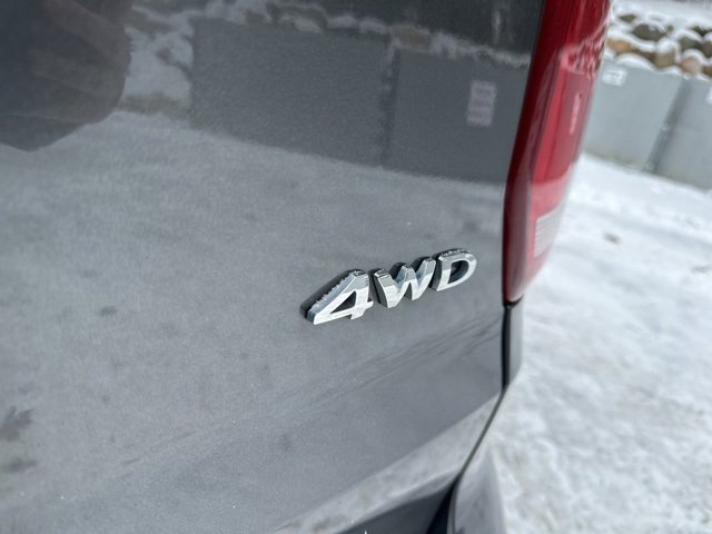 Used 2018 Ford Explorer XLT w/ Equipment Group 202A image 26