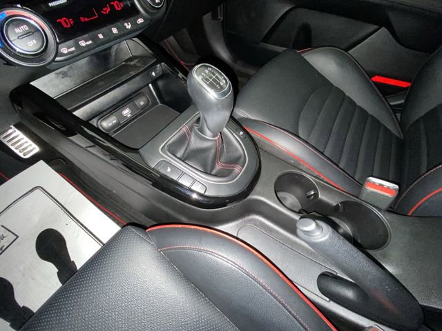 Used 2022 Kia Forte GT image 20