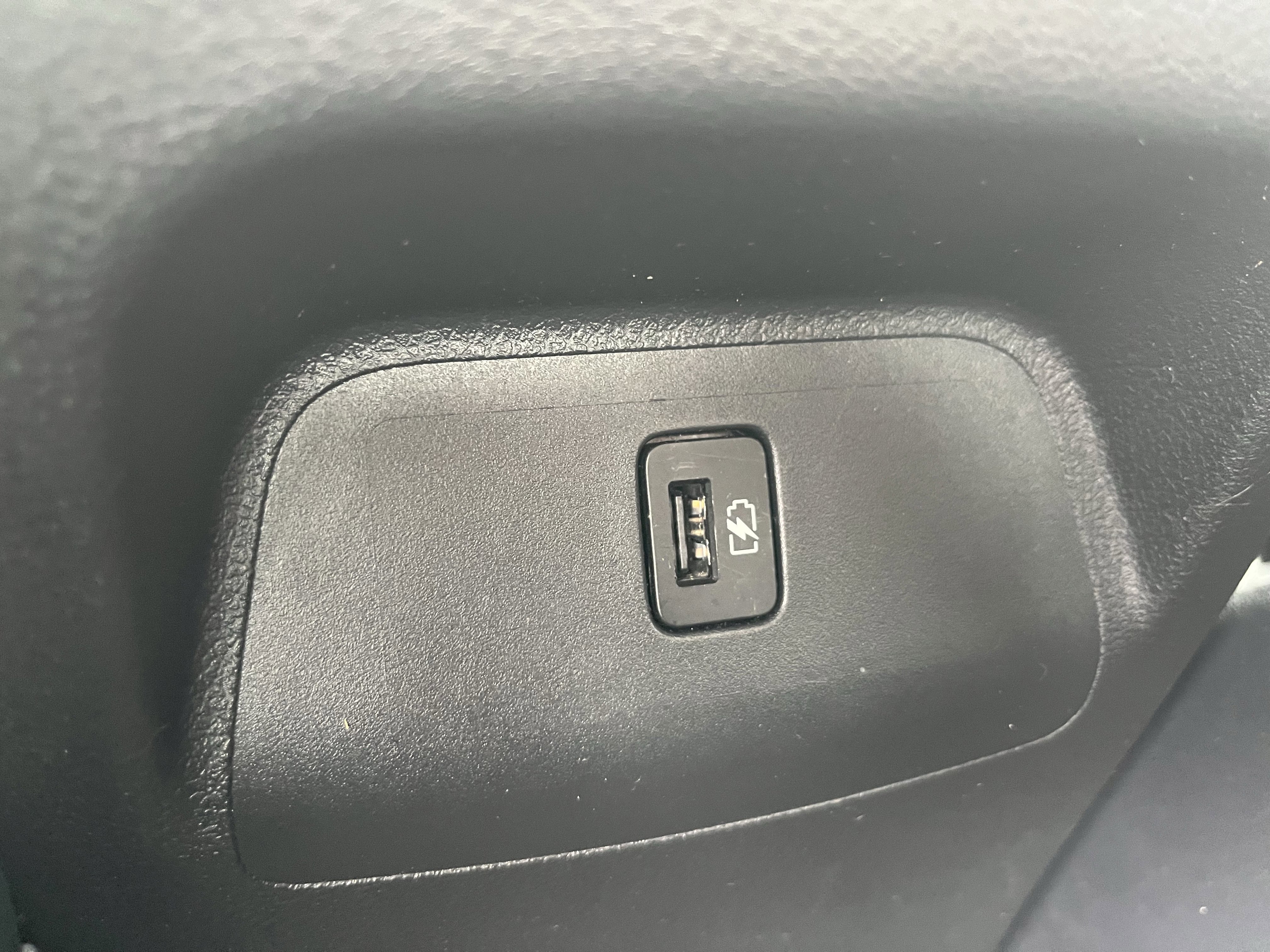 Used 2024 Nissan Sentra SR w/ SR Premium Package image 26