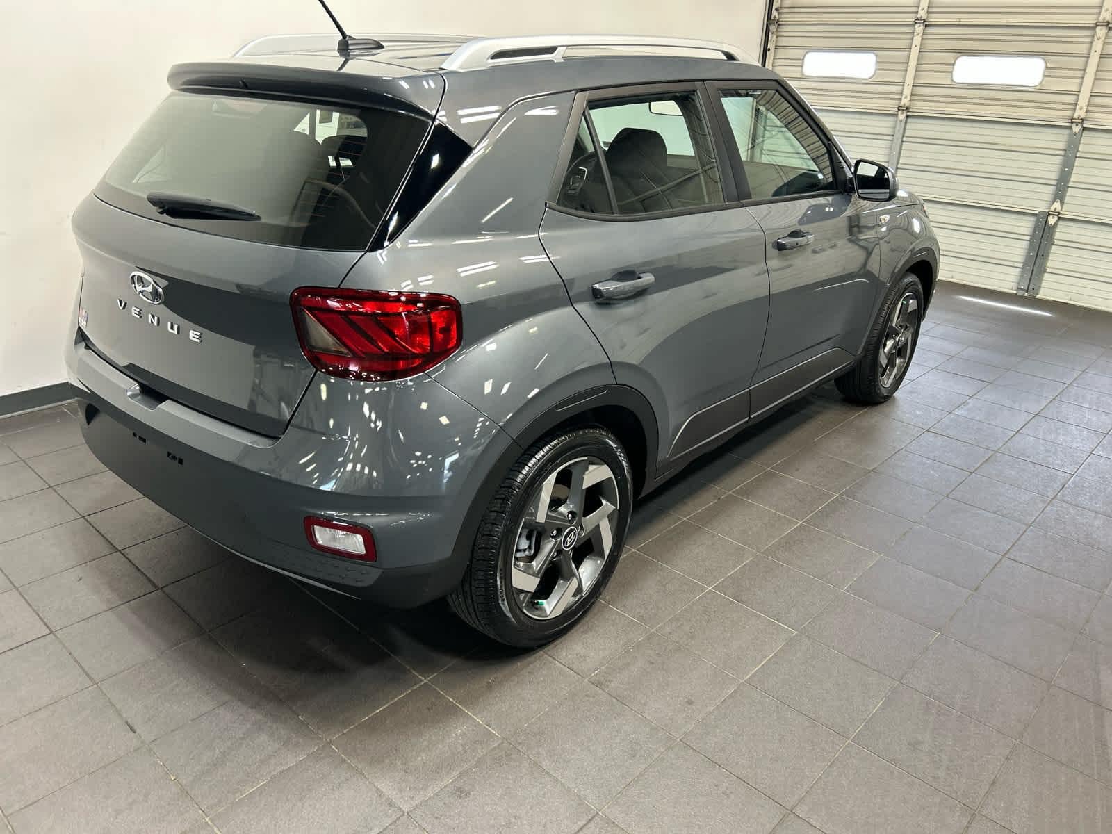 New 2026 Hyundai Venue SEL FWD image 3