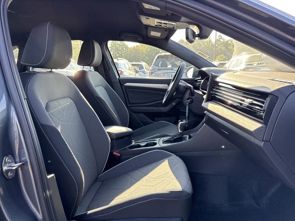 New 2025 Volkswagen Jetta Sport image 19