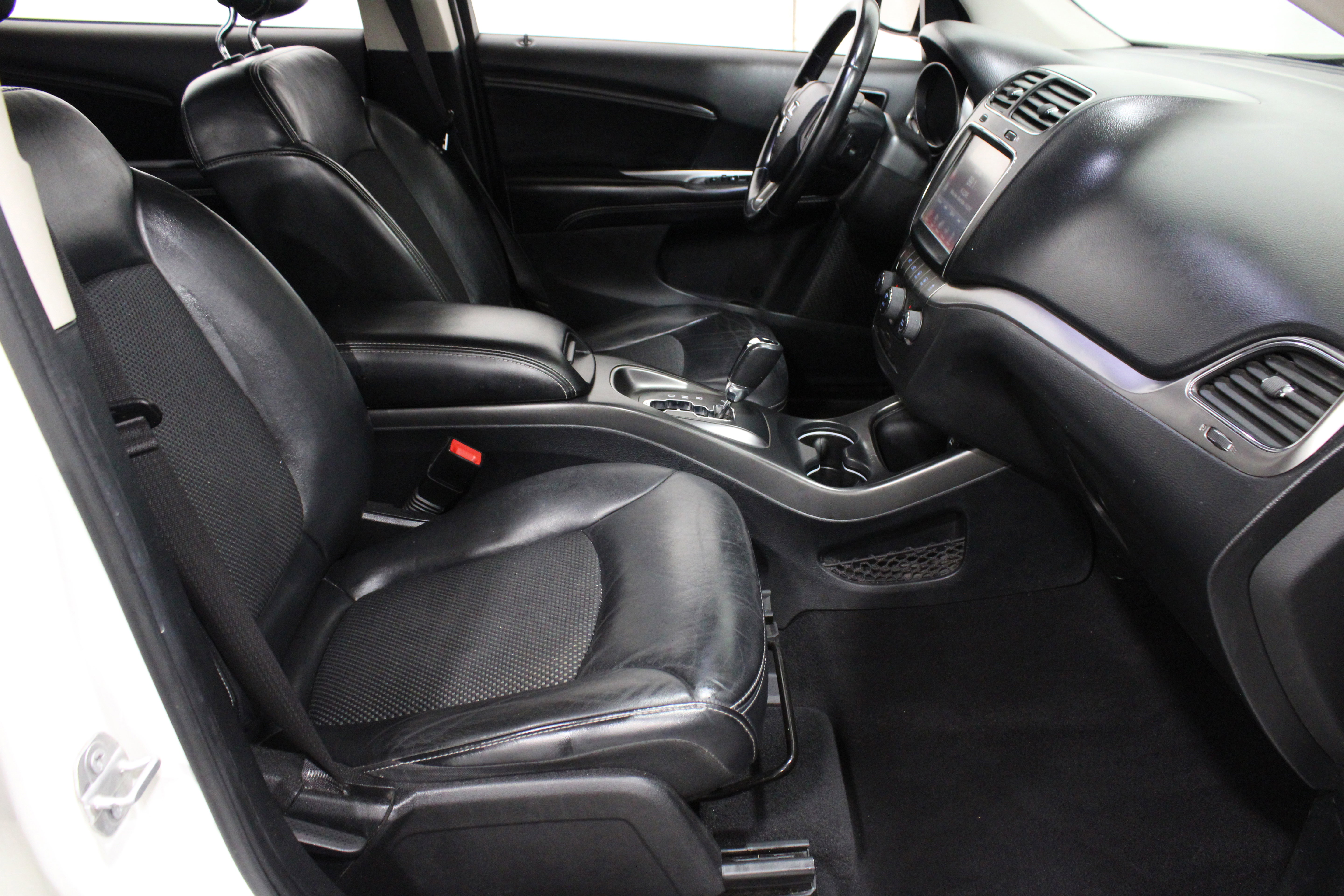 Used 2020 Dodge Journey Crossroad image 25