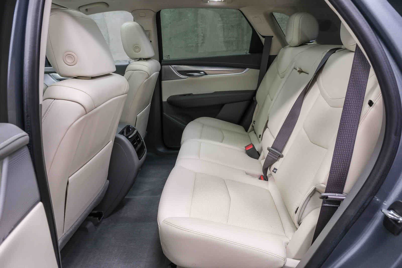 Used 2022 Cadillac XT5 Premium Luxury FWD image 21