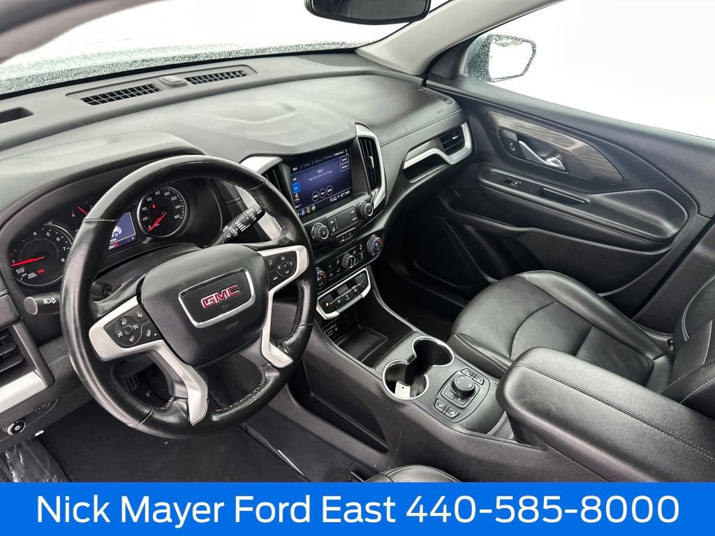 Used 2023 GMC Terrain SLT image 30