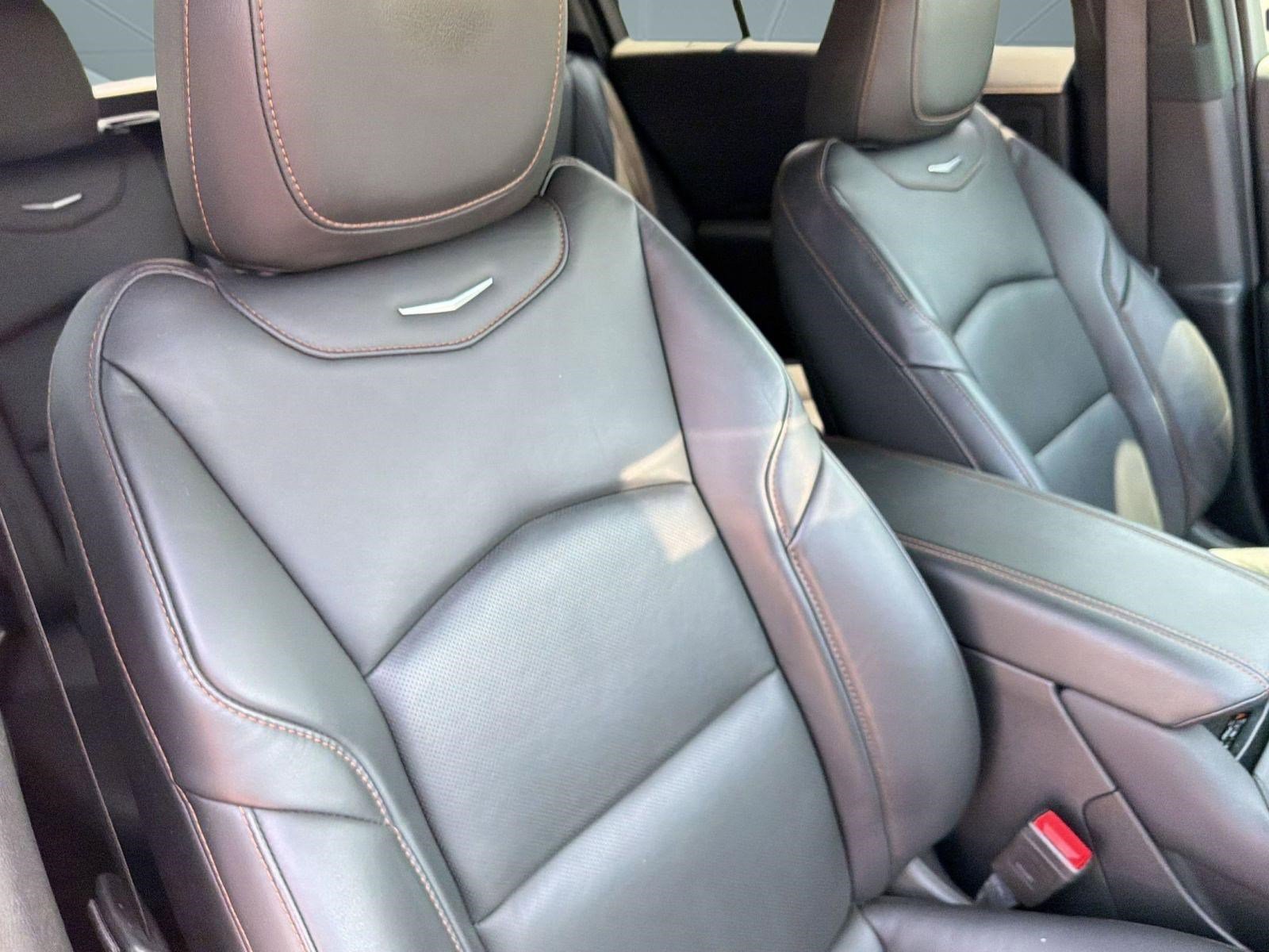 Used 2022 Cadillac XT4 Sport w/ Comfort Package FWD image 25