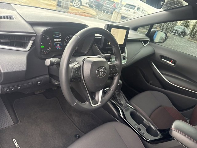 Used 2023 Toyota Corolla SE w/ Carpet Mat Package (TMS) image 23
