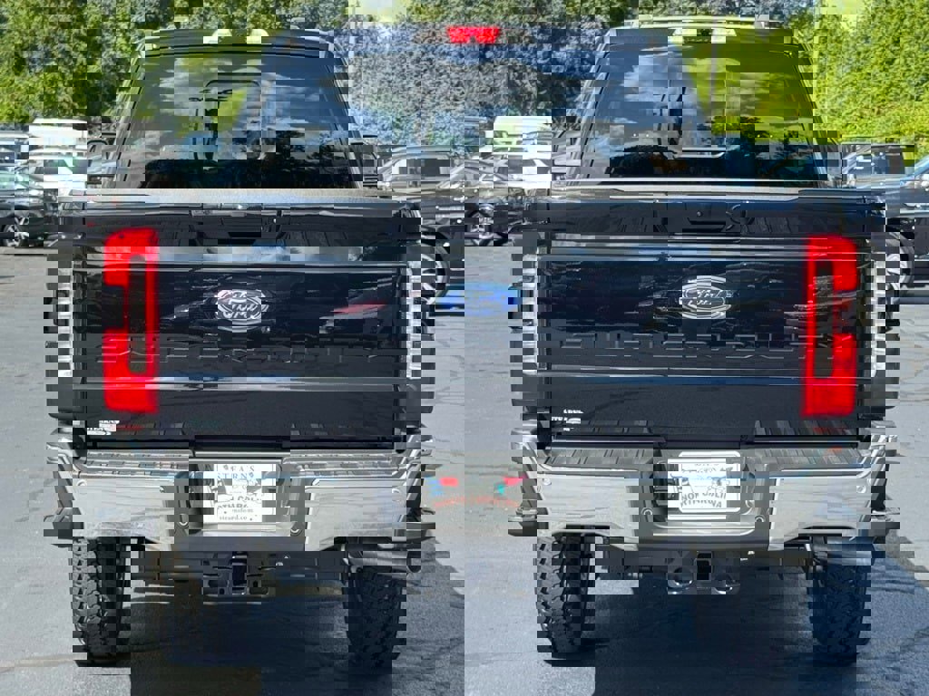 New 2026 Ford F250 Lariat w/ FX4 Off-Road Package image 19