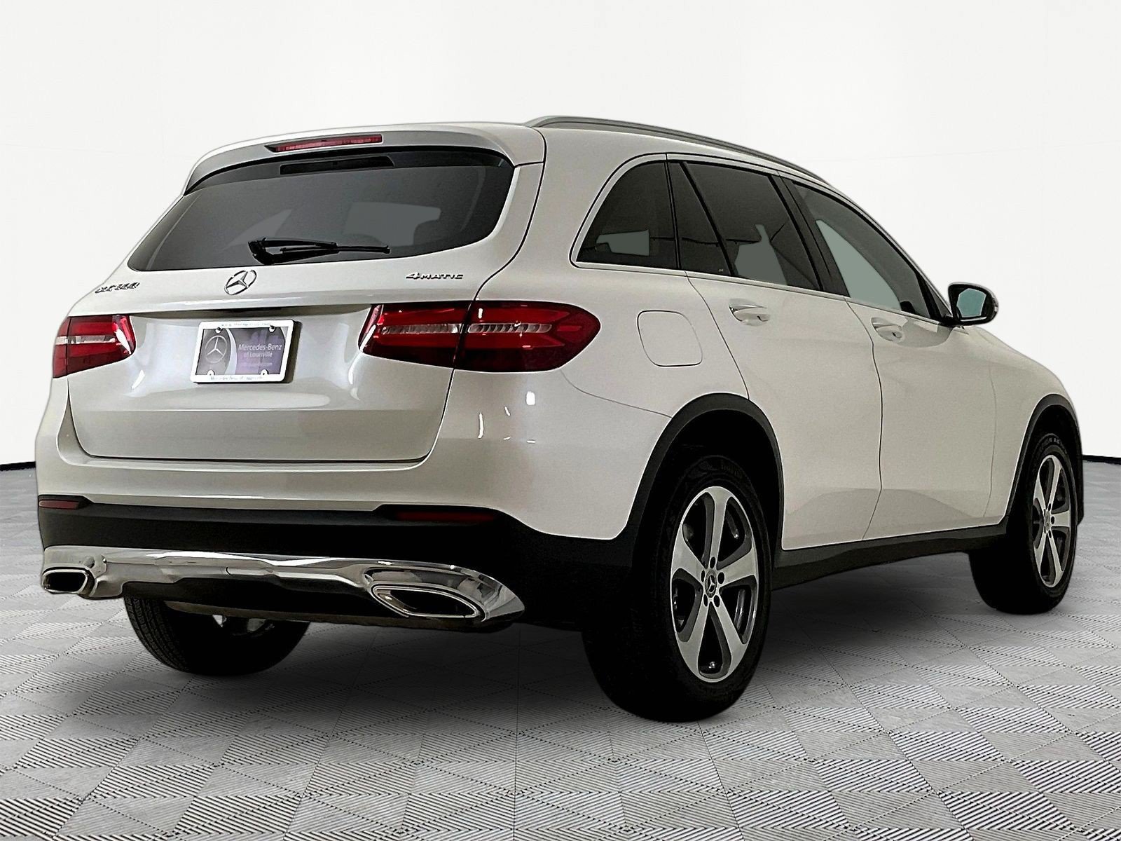 Used 2018 Mercedes-Benz GLC 300 4MATIC image 6