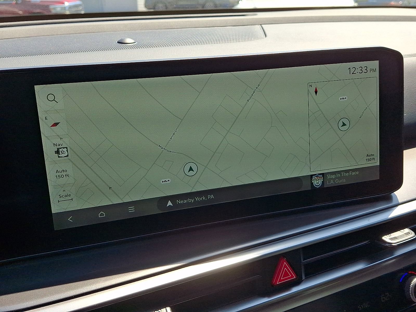 Used 2025 Kia Sorento S w/ Panoramic Sunroof Package image 18