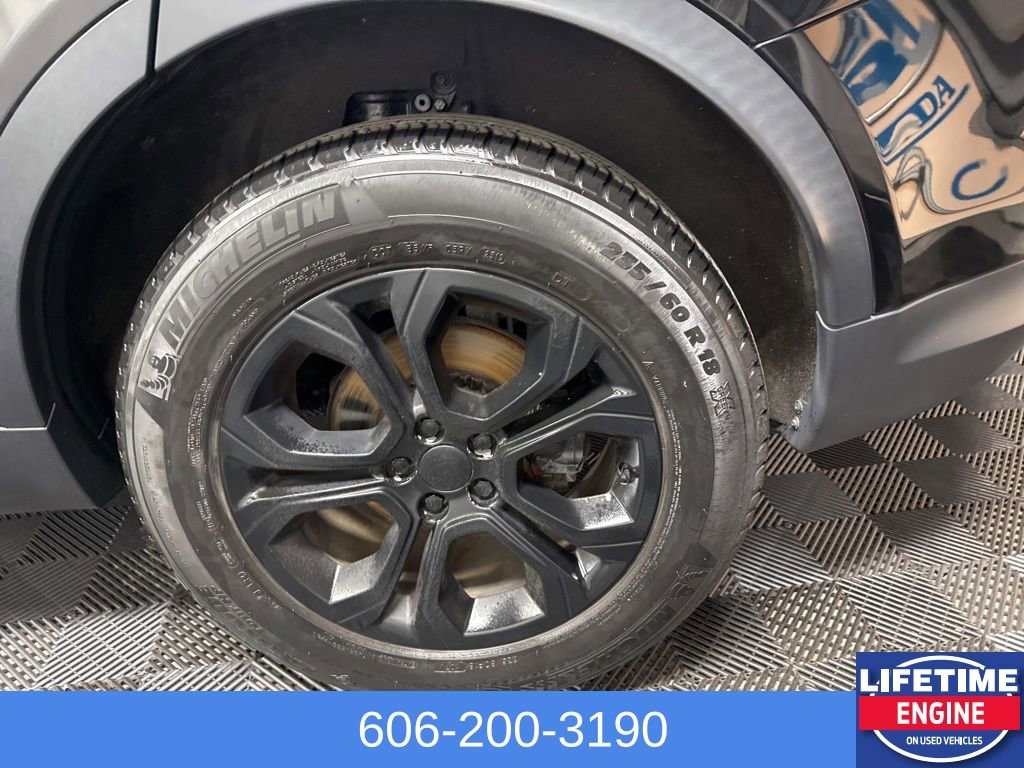 Used 2020 Land Rover Discovery Sport S image 9