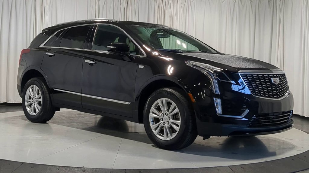 Used 2024 Cadillac XT5 Luxury AWD/4WD image 2