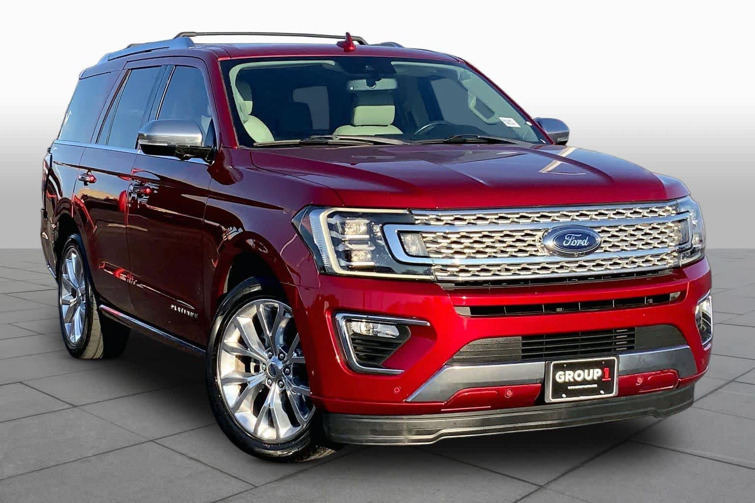 Used 2018 Ford Expedition Platinum RWD image 3