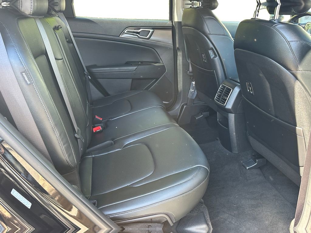 Certified 2025 Kia Sportage EX w/ Premium Package AWD/4WD image 16