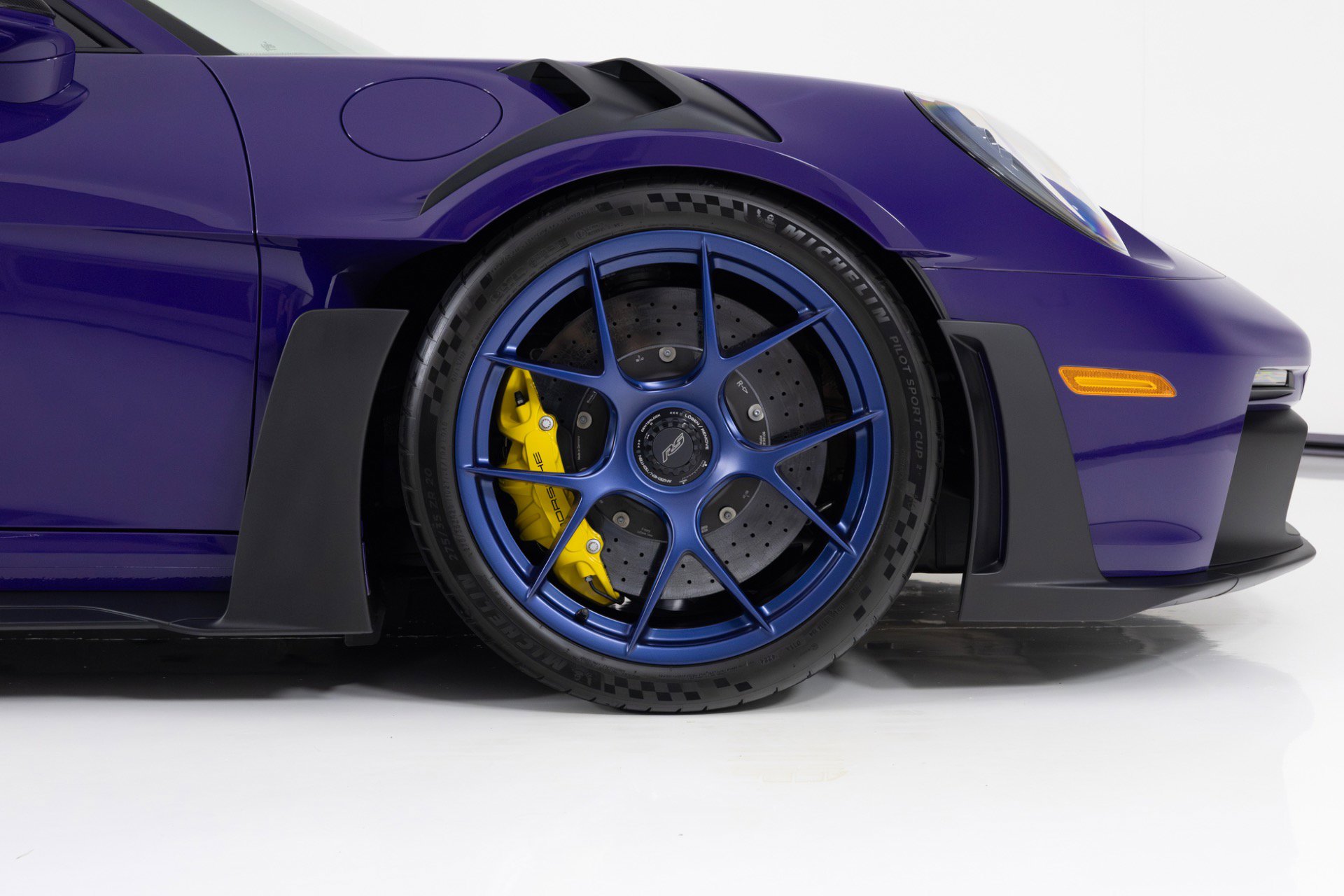 Used 2025 Porsche 911 GT3 RS image 13