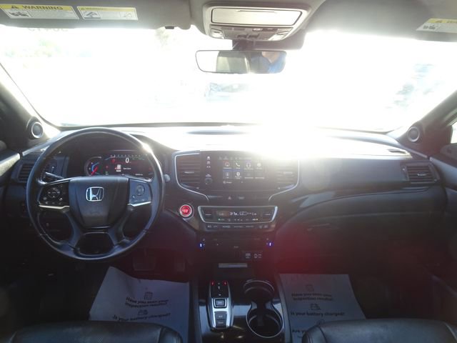 Certified 2020 Honda Pilot Black Edition image 11
