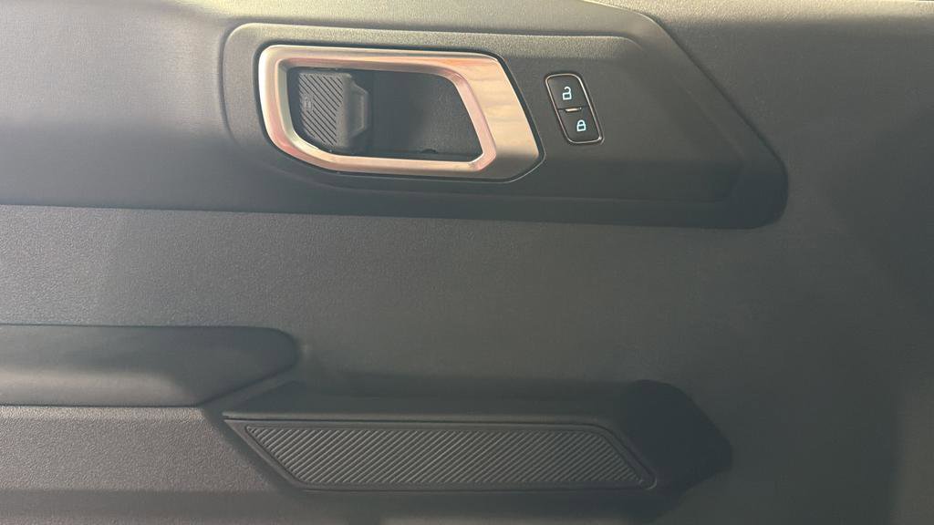 New 2026 Ford Bronco Badlands image 20