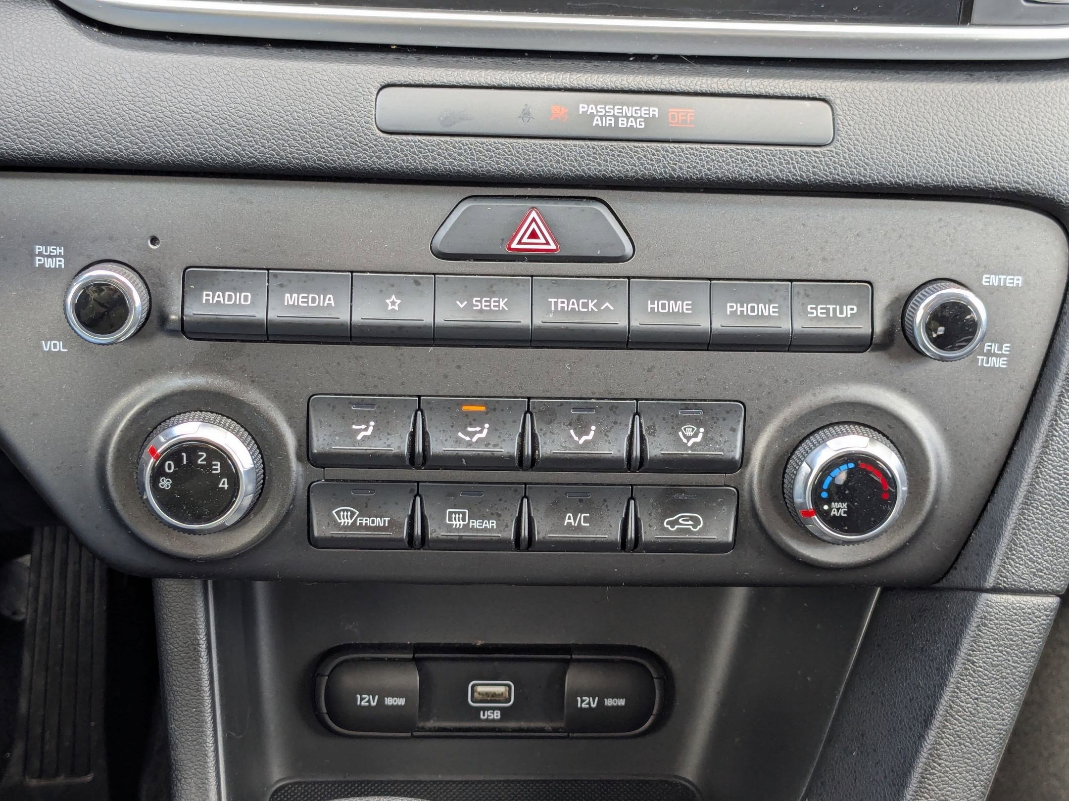 Used 2020 Kia Sportage LX image 19