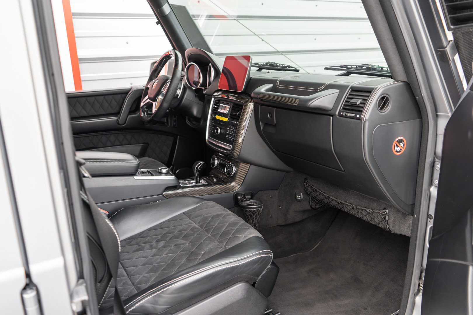 Used 2018 Mercedes-Benz G 550 Squared image 24