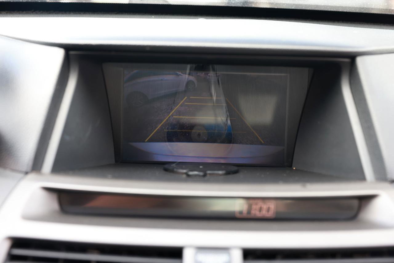 Used 2011 Honda Accord EX-L image 32