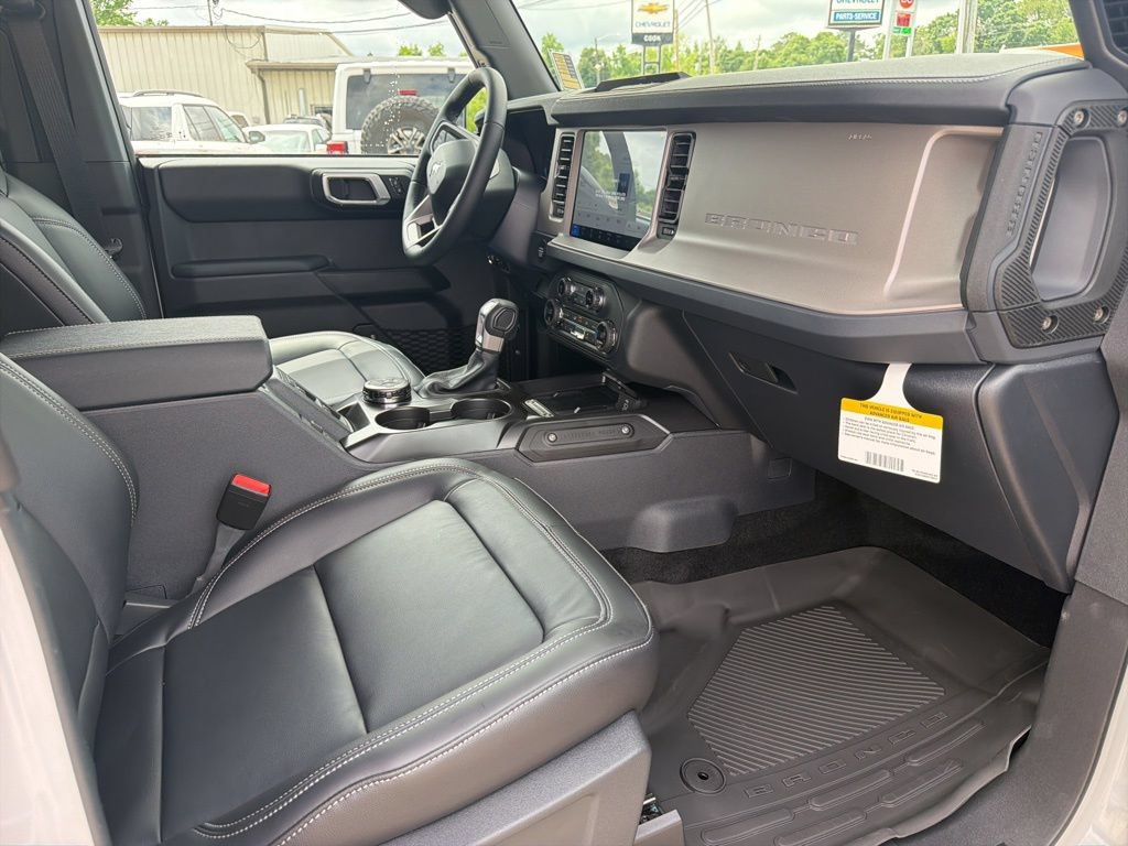New 2026 Ford Bronco Outer Banks AWD/4WD image 16