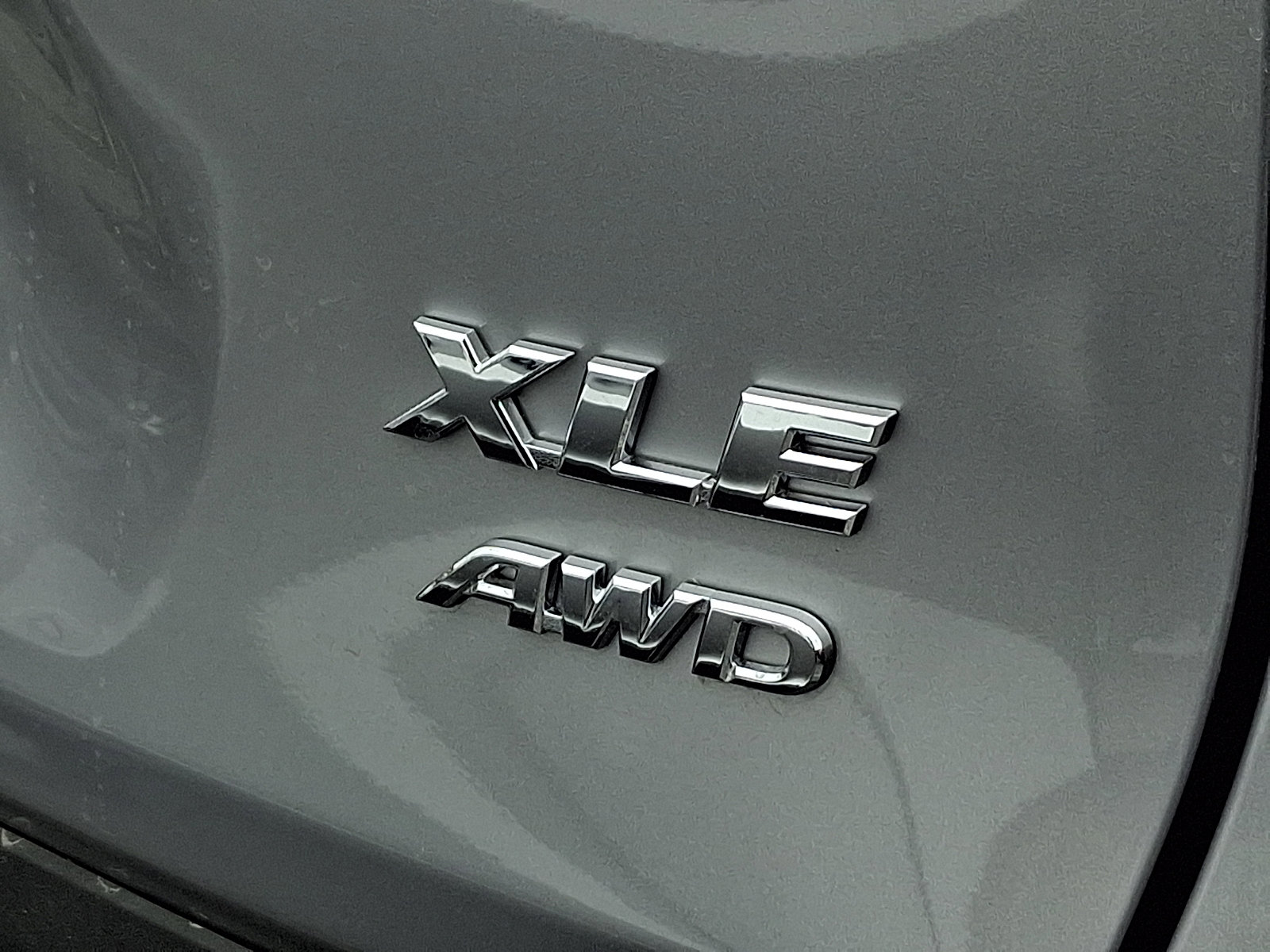 Used 2025 Toyota RAV4 XLE image 10