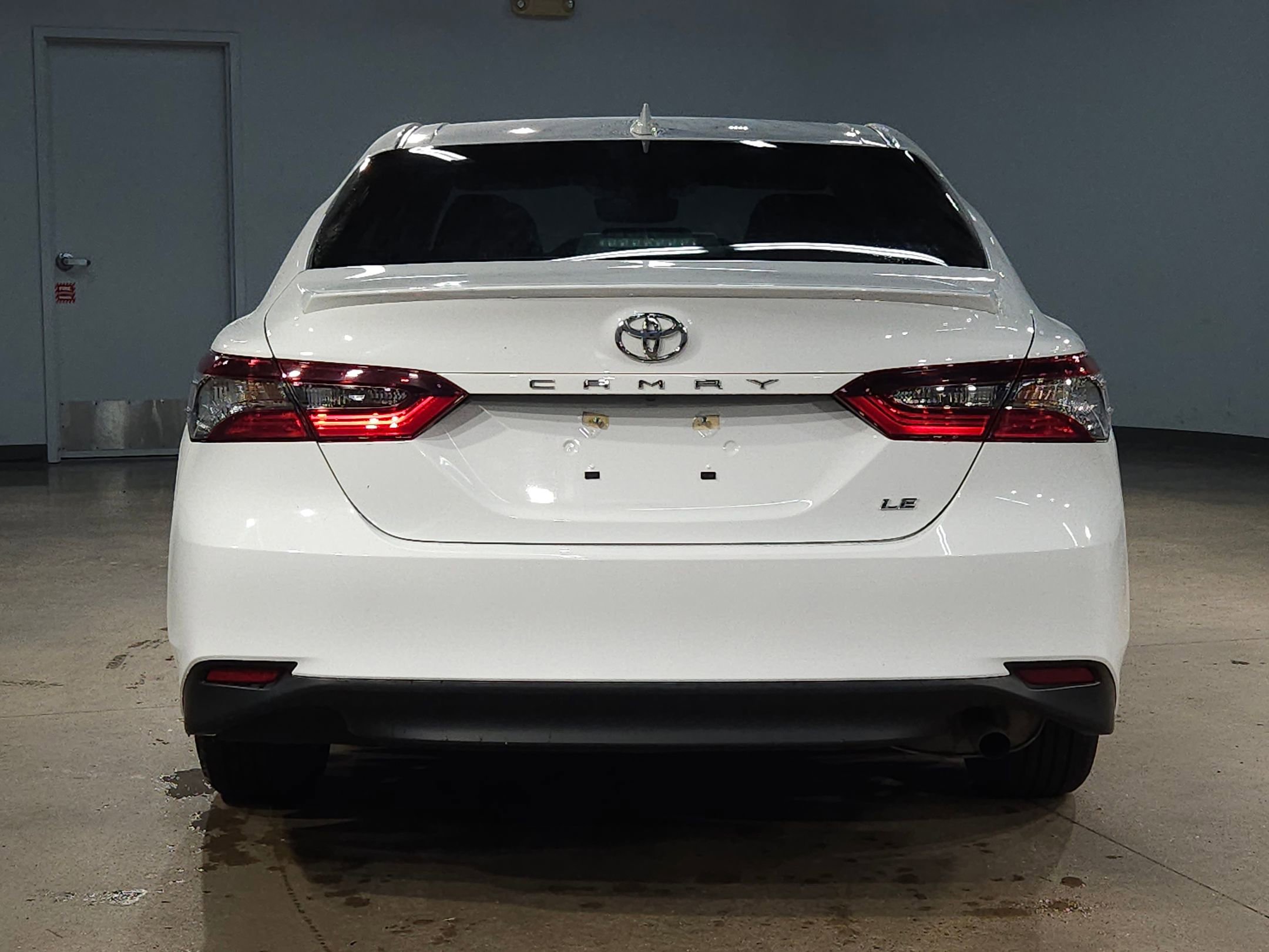 Used 2023 Toyota Camry LE image 6