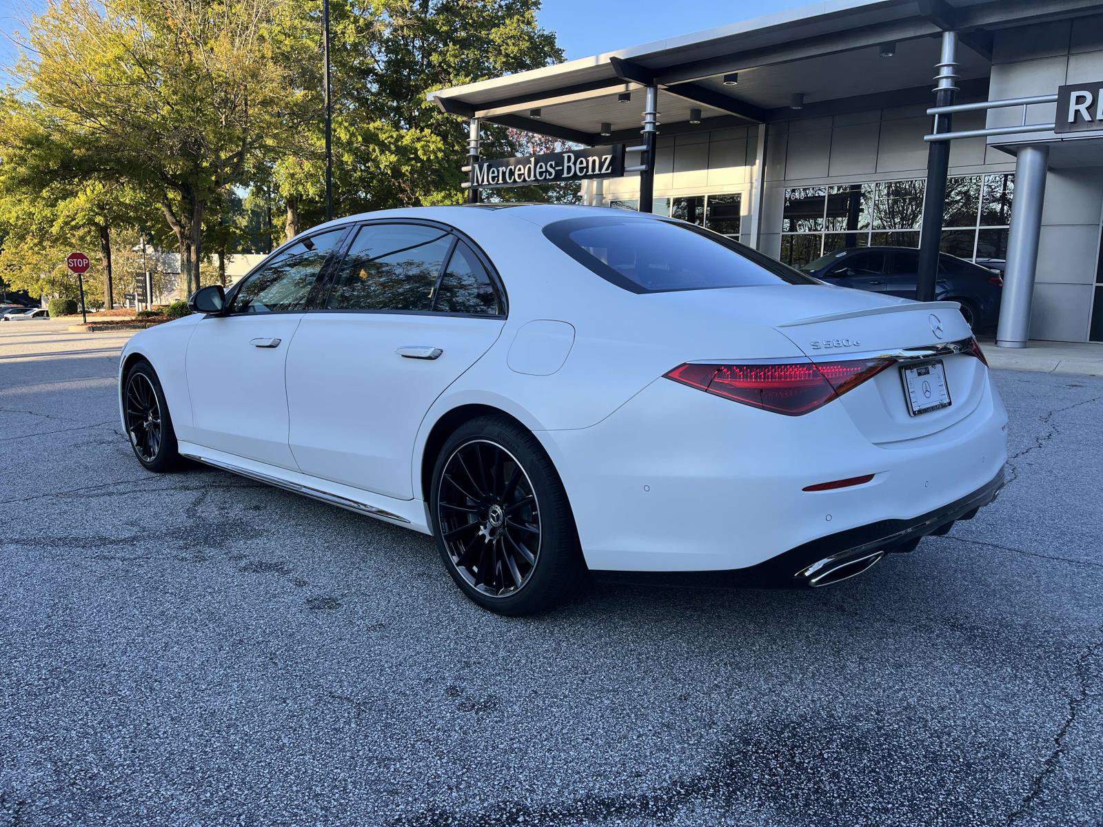 Certified 2024 Mercedes-Benz S 580e 4MATIC Sedan image 13