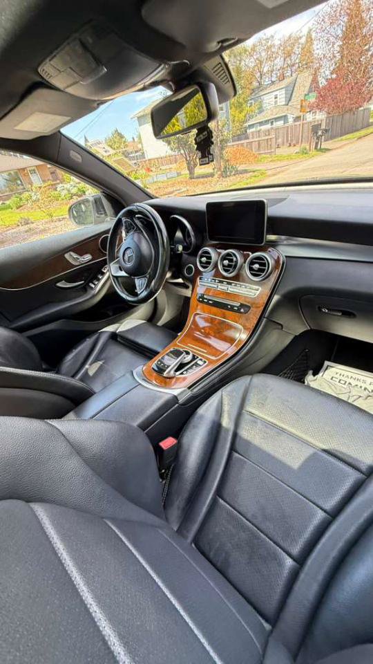 Used 2017 Mercedes-Benz GLC 300 image 10