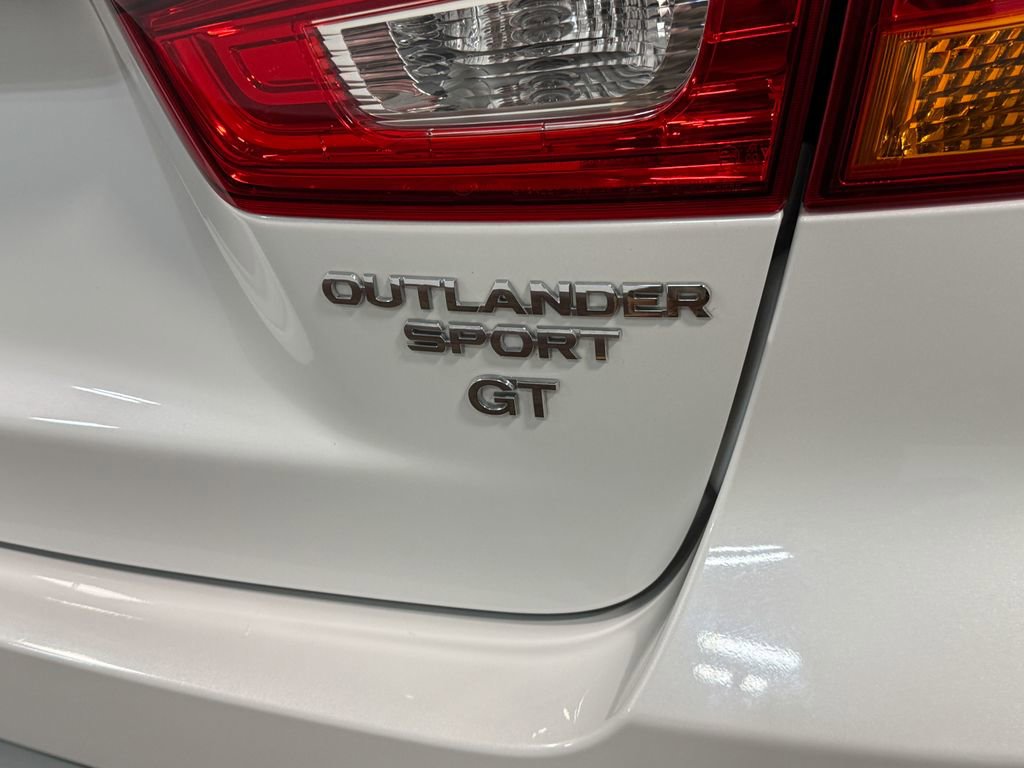 Used 2019 Mitsubishi Outlander Sport GT image 50