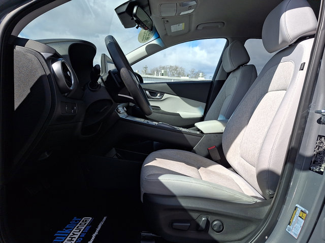 Certified 2023 Hyundai Kona SE w/ Cargo Package image 13