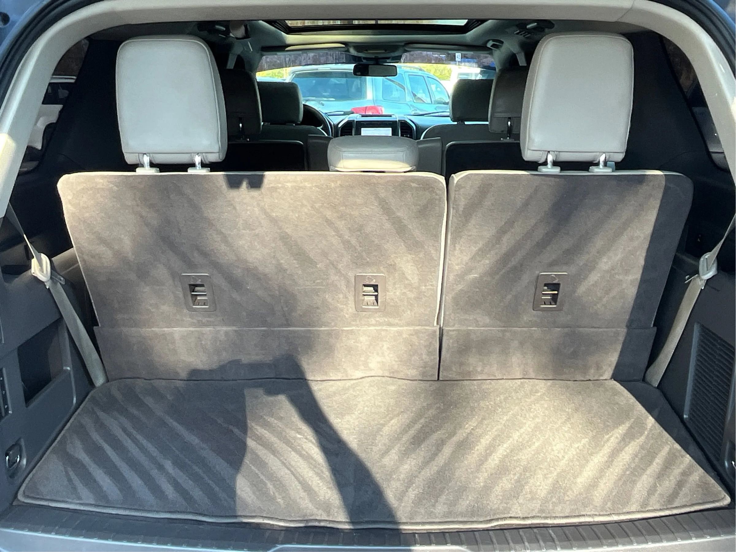 Used 2020 Ford Expedition XLT w/ Equipment Group 202A image 22