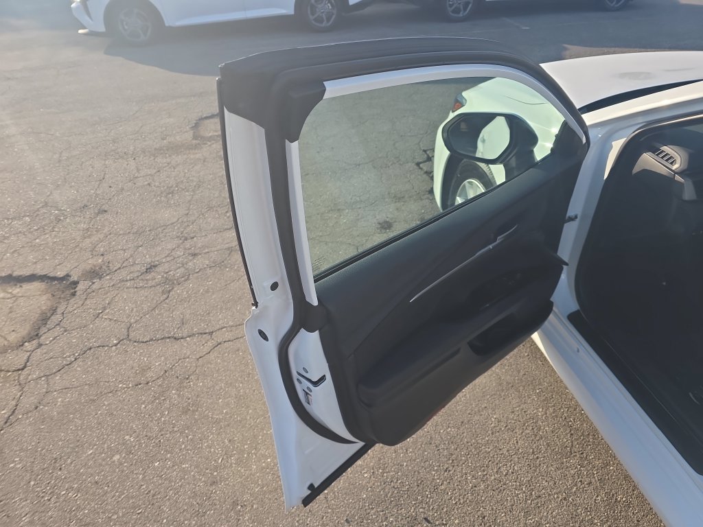 Used 2025 Toyota Camry LE FWD image 11