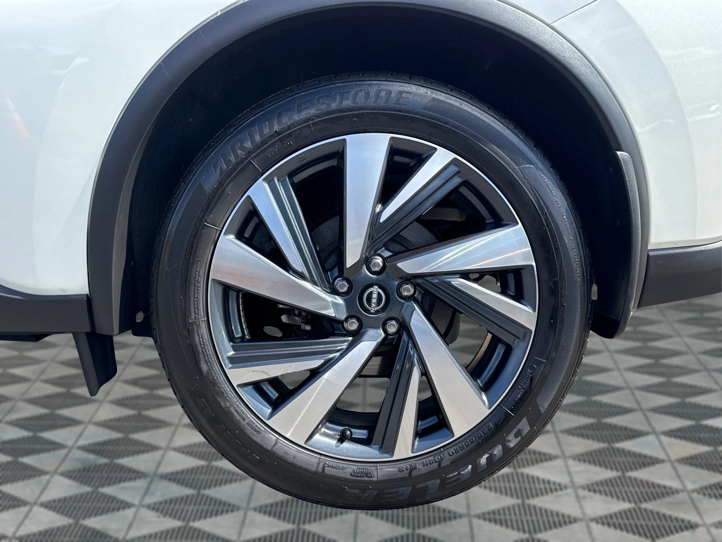 Used 2023 Nissan Murano SL w/ SL Moonroof Package image 24