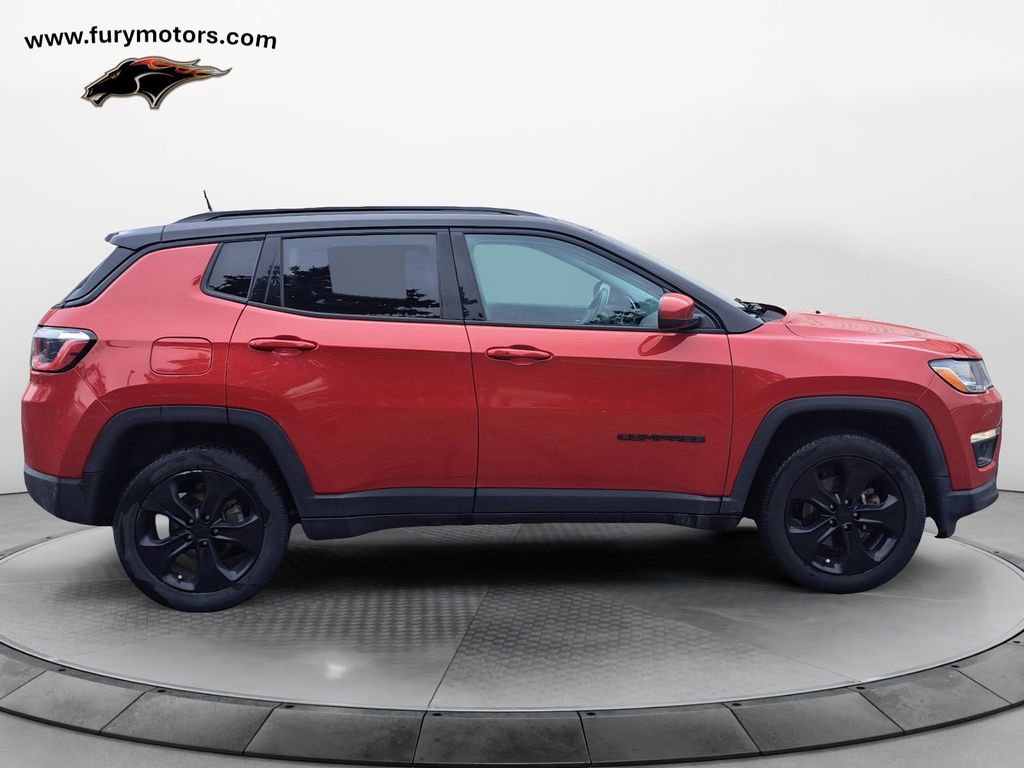 Used 2019 Jeep Compass Altitude image 2
