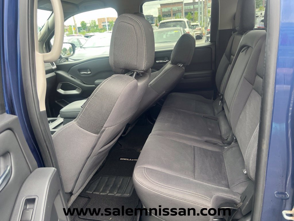 Used 2022 Nissan Frontier SV AWD/4WD image 18